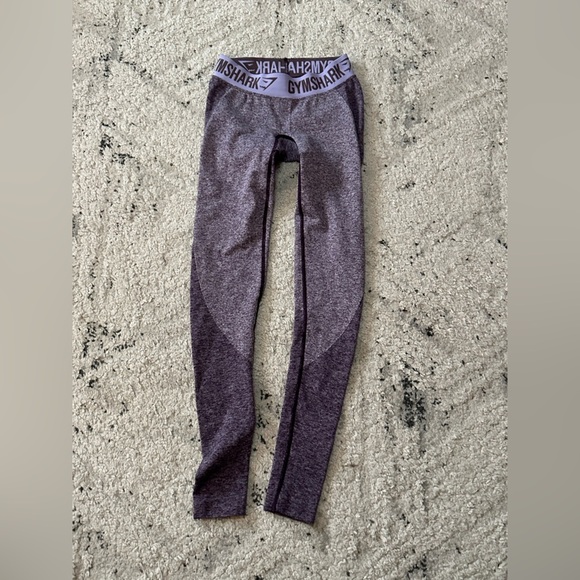 Gymshark Womens Size XS Low Rise Purple Seamless Logo Waist Flex Legging  EUC - Picture 5 of 8